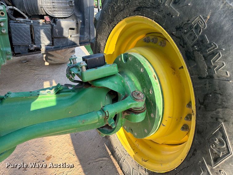 image for item FI2017 2012 John Deere 7200R MFWD tractor