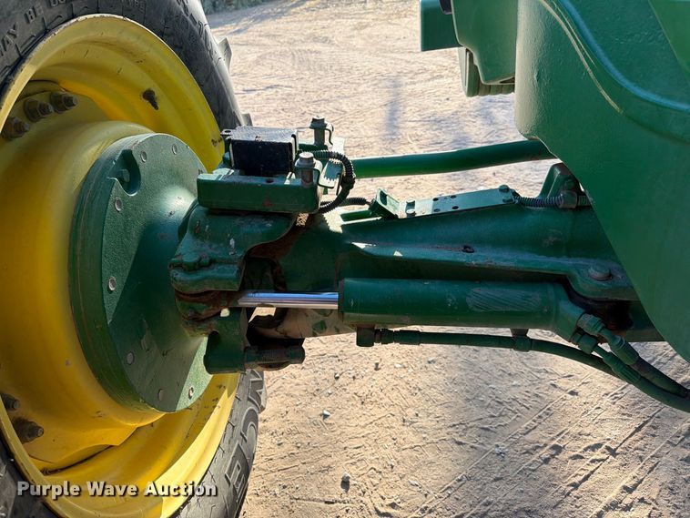 image for item FI2017 2012 John Deere 7200R MFWD tractor