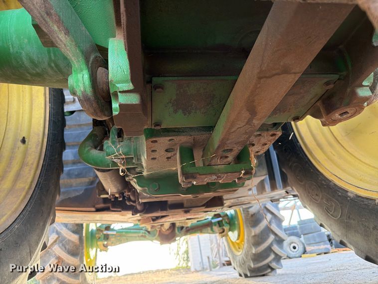 image for item FI2017 2012 John Deere 7200R MFWD tractor