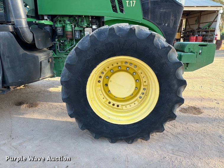 image for item FI2017 2012 John Deere 7200R MFWD tractor
