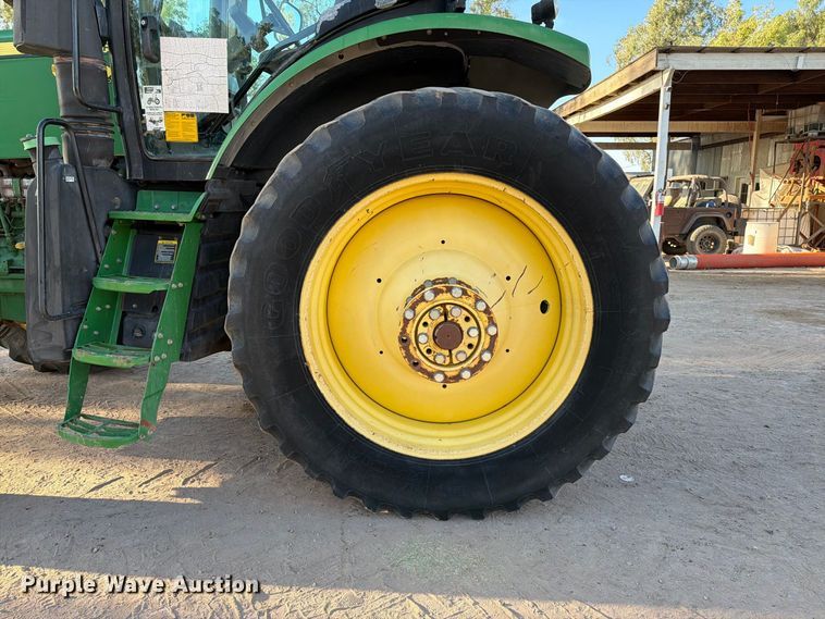 image for item FI2017 2012 John Deere 7200R MFWD tractor
