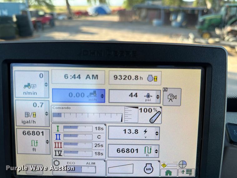 image for item FI2017 2012 John Deere 7200R MFWD tractor