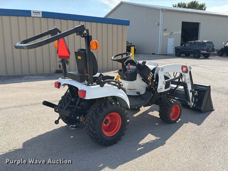 image for item FJ2002 2025 Bobcat CT1025 MFWD tractor