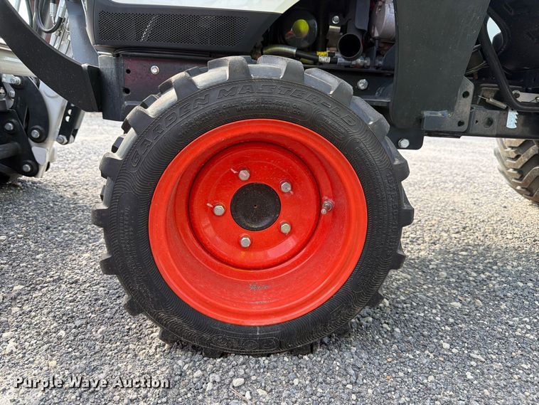 image for item FJ2002 2025 Bobcat CT1025 MFWD tractor