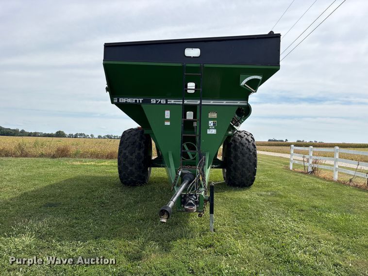image for item FK2081 Brent 976 grain cart