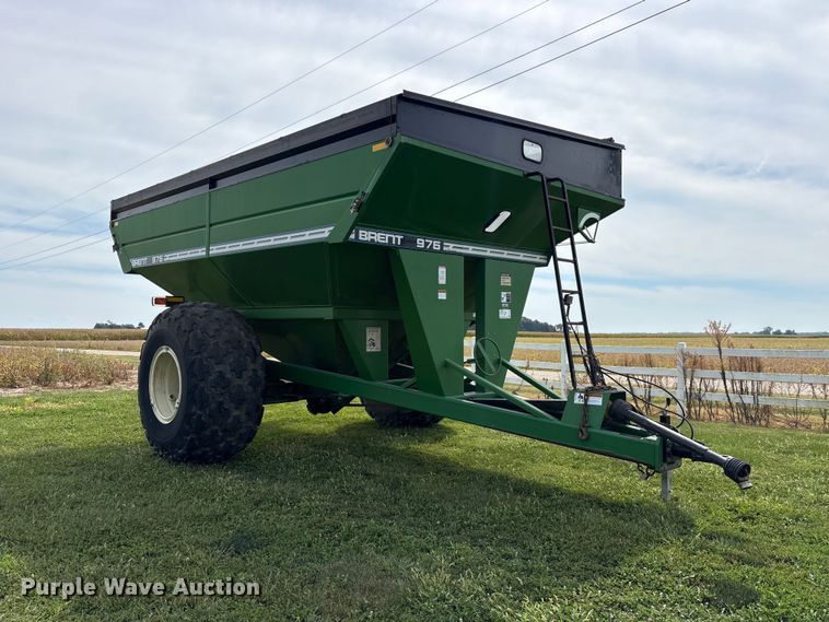 image for item FK2081 Brent 976 grain cart