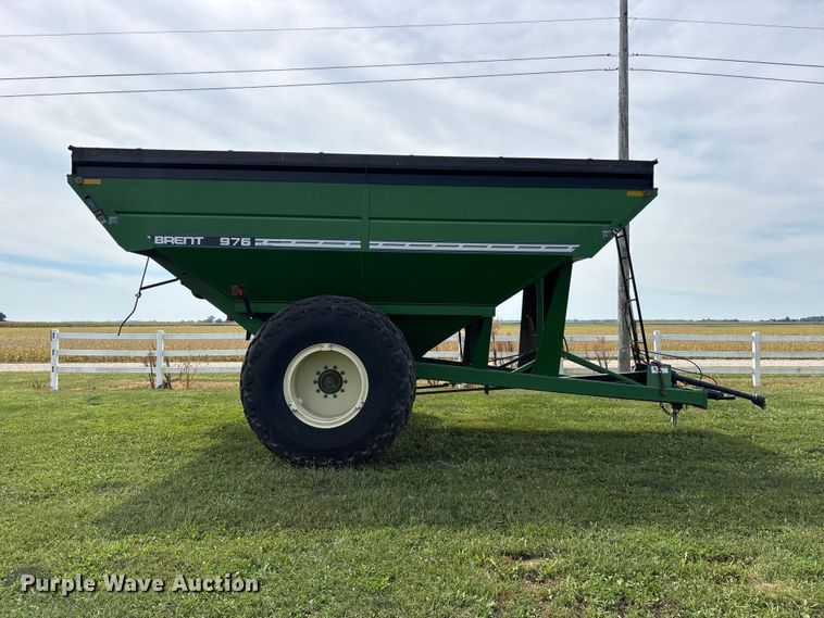 image for item FK2081 Brent 976 grain cart