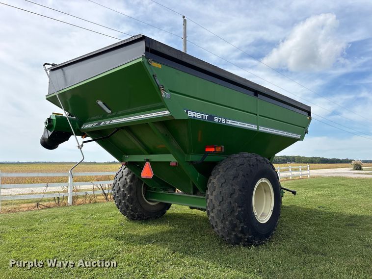 image for item FK2081 Brent 976 grain cart