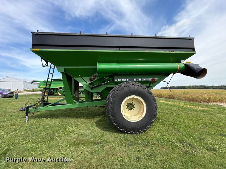 image for item FK2081 Brent 976 grain cart