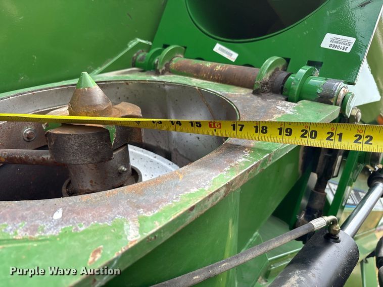 image for item FK2081 Brent 976 grain cart