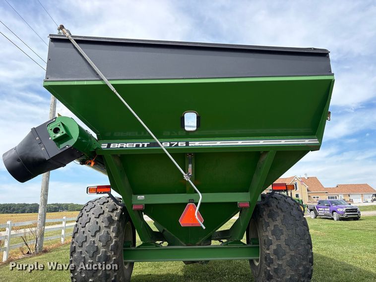 image for item FK2081 Brent 976 grain cart