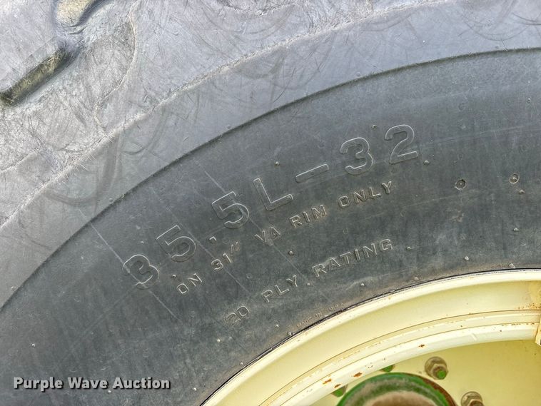 image for item FK2081 Brent 976 grain cart