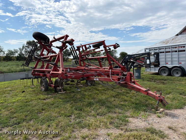 image for item FK3437 Case 4800 field cultivator