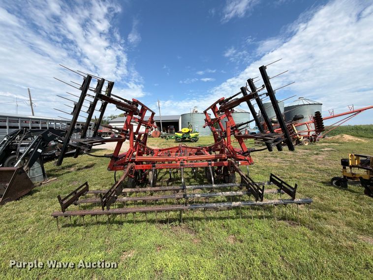 image for item FK3437 Case 4800 field cultivator