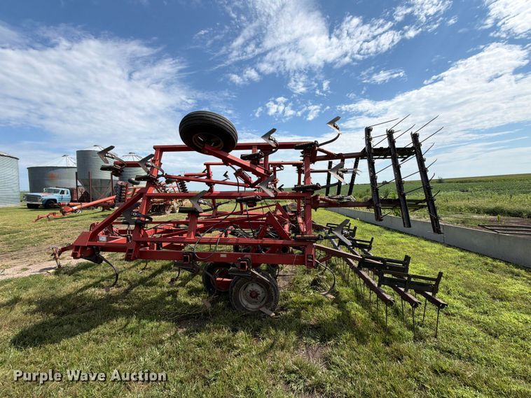 image for item FK3437 Case 4800 field cultivator