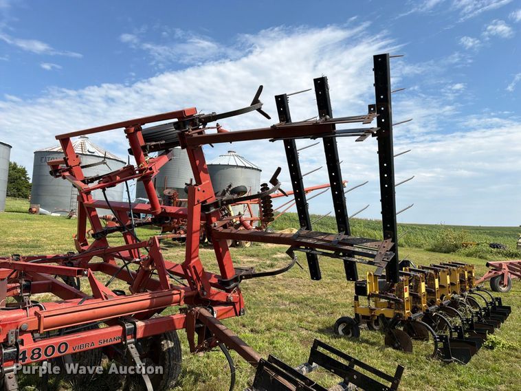 image for item FK3437 Case 4800 field cultivator