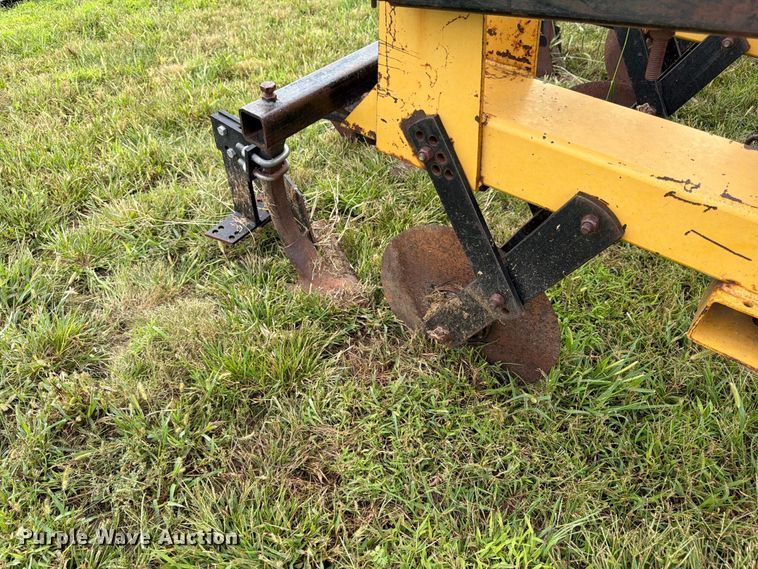 image for item FK3438 Landoll 2006-30 row crop cultivator