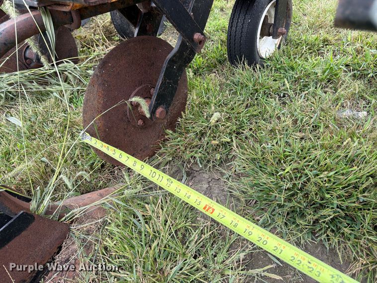 image for item FK3438 Landoll 2006-30 row crop cultivator