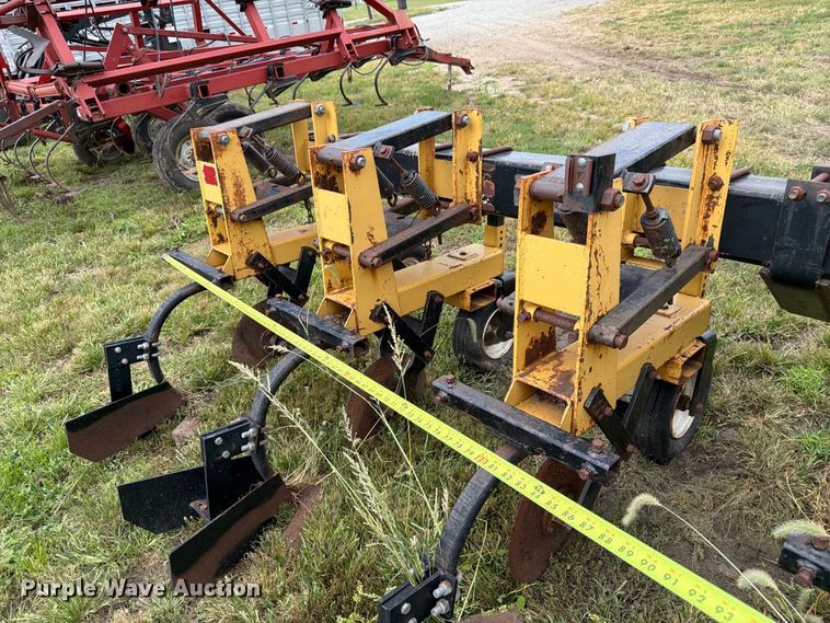 image for item FK3438 Landoll 2006-30 row crop cultivator