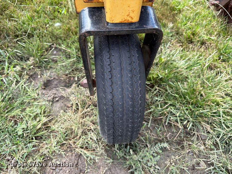 image for item FK3438 Landoll 2006-30 row crop cultivator