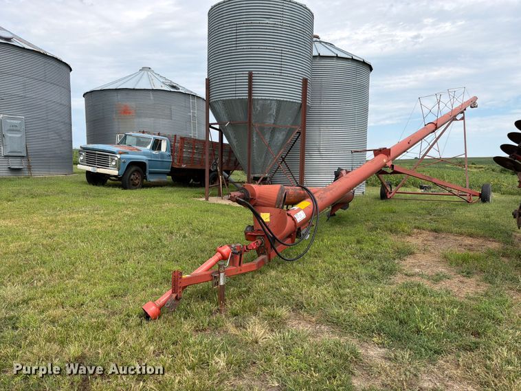 Grain auger