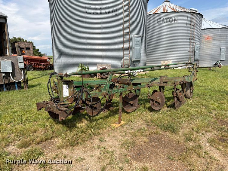 Oliver 565 plow