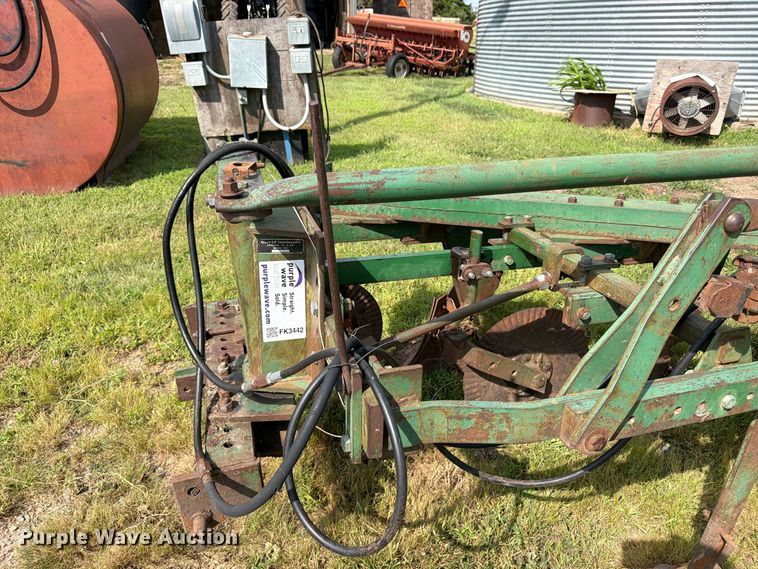 image for item FK3442 Oliver 565 plow