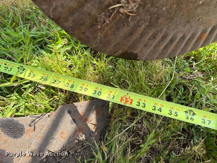 image for item FK3442 Oliver 565 plow