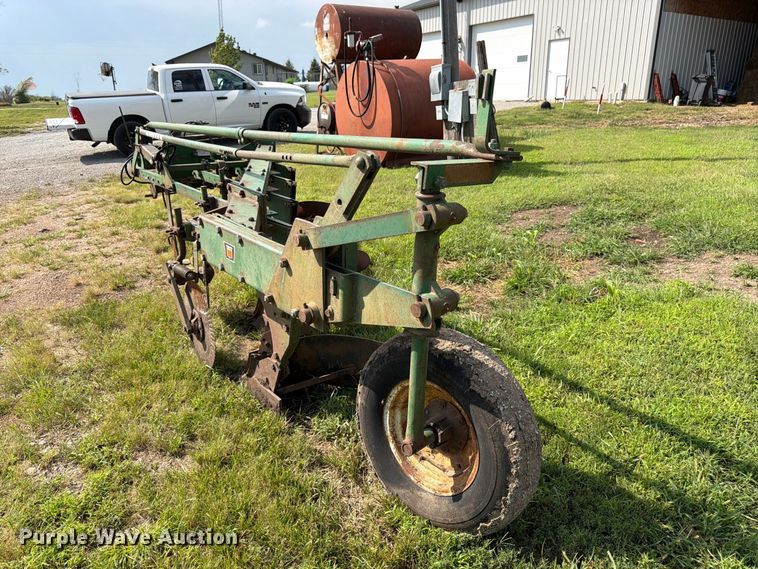 image for item FK3442 Oliver 565 plow