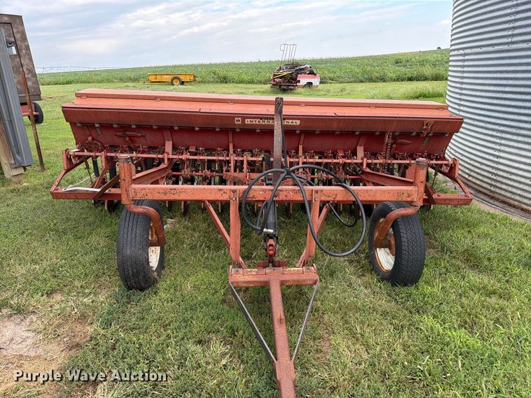 image for item FK3443 McCormick International grain drill