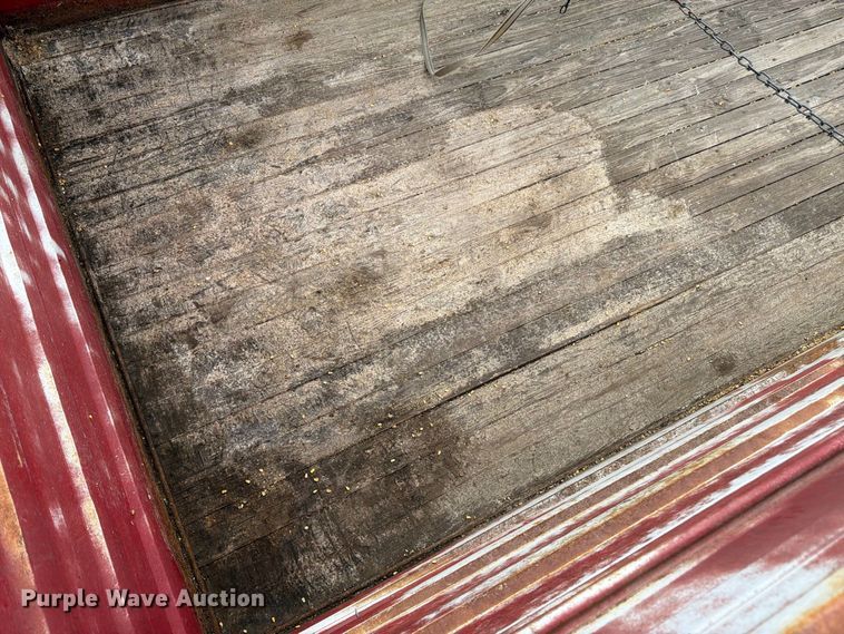 image for item FK3444 1974 Ford 600 grain truck