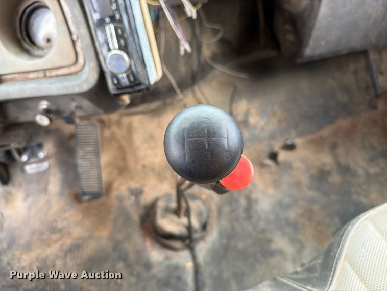 image for item FK3444 1974 Ford 600 grain truck