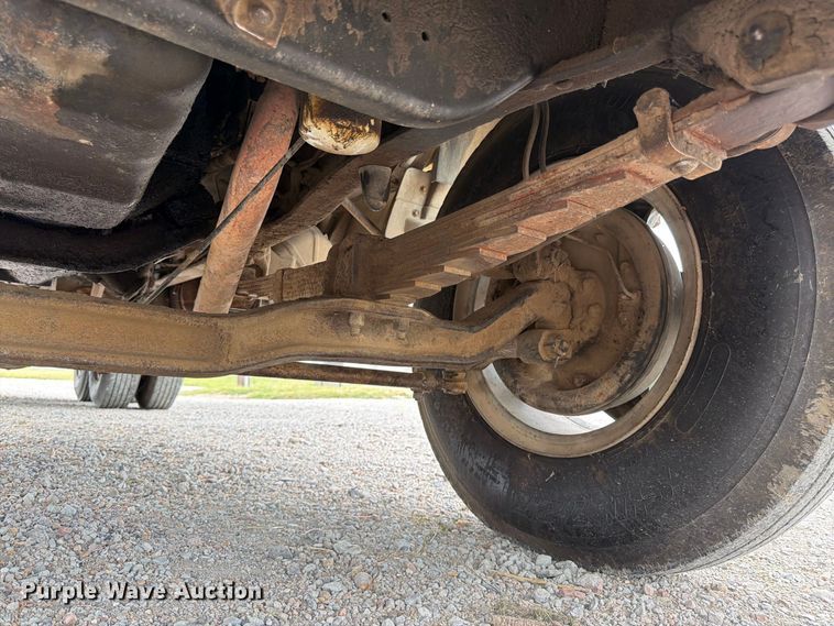 image for item FK3444 1974 Ford 600 grain truck