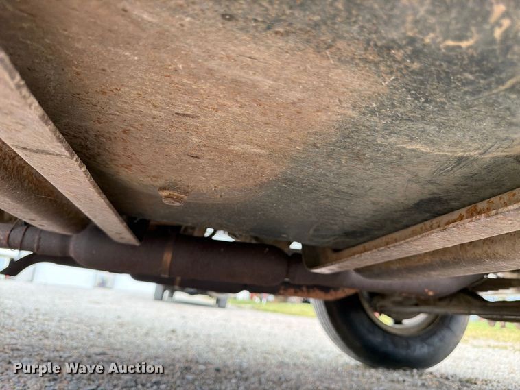 image for item FK3444 1974 Ford 600 grain truck