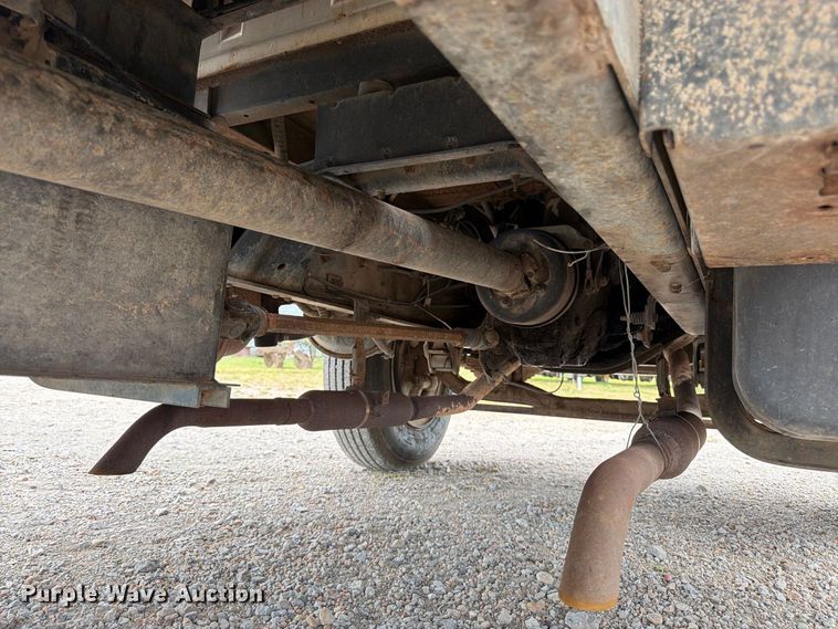 image for item FK3444 1974 Ford 600 grain truck