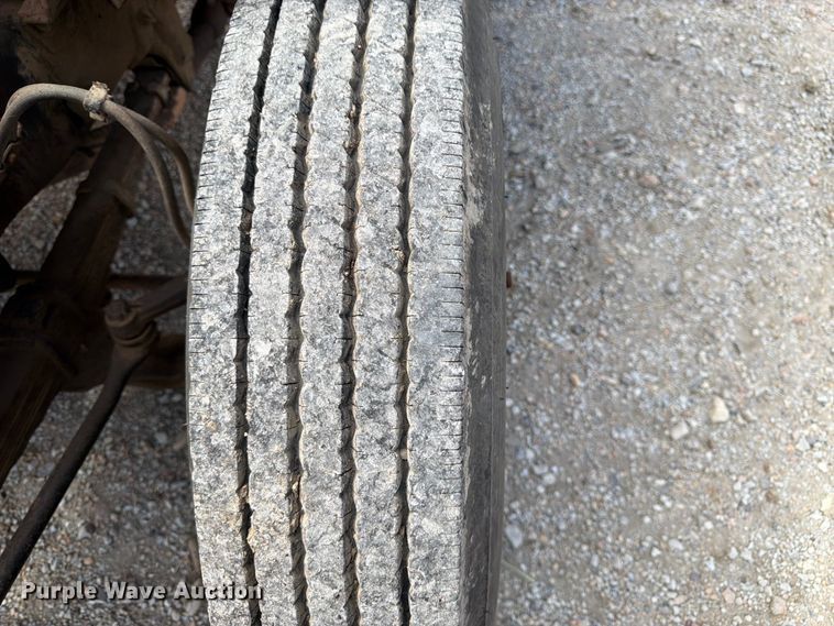 image for item FK3444 1974 Ford 600 grain truck