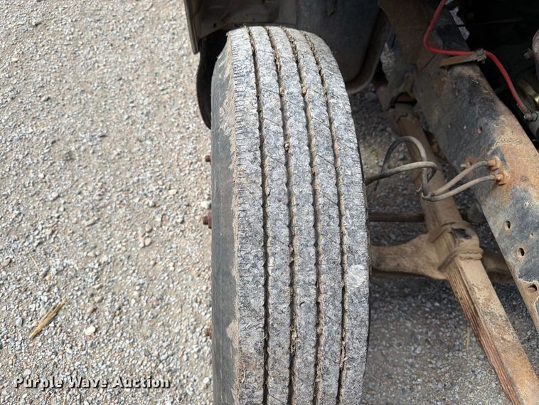 image for item FK3444 1974 Ford 600 grain truck