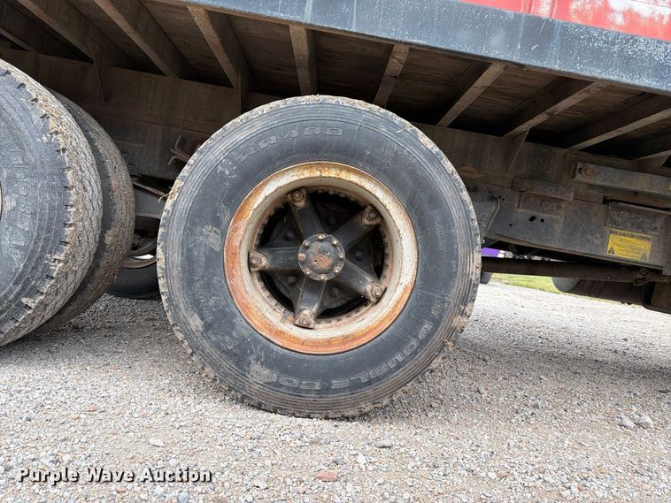 image for item FK3444 1974 Ford 600 grain truck
