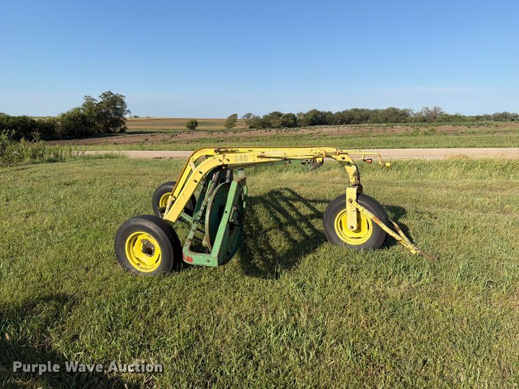 image for item FK3445 John Deere 640 hay rake