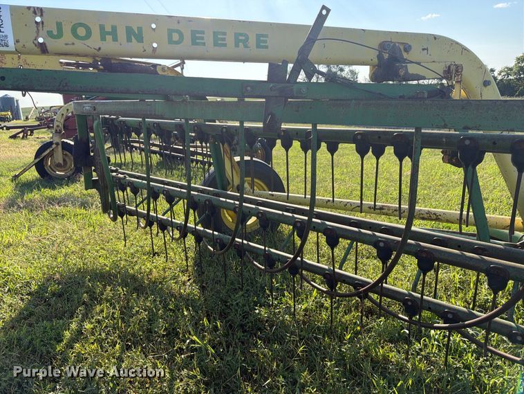 image for item FK3445 John Deere 640 hay rake