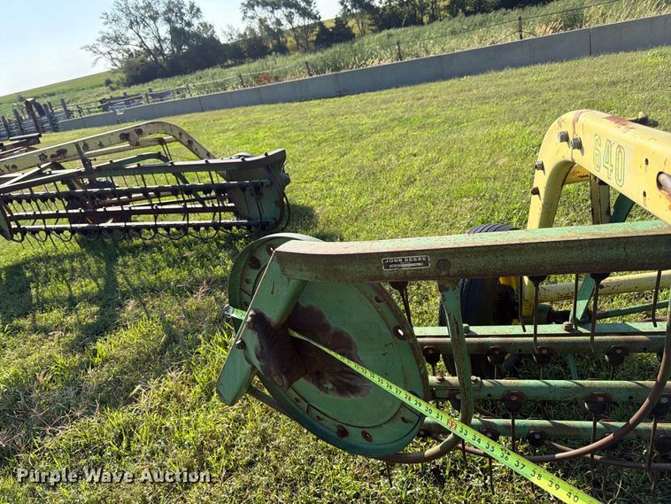 image for item FK3445 John Deere 640 hay rake