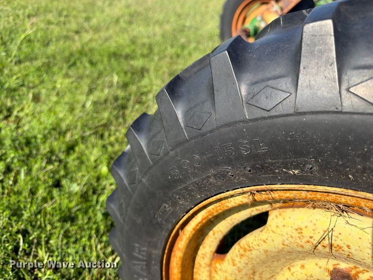 image for item FK3446 John Deere 640 hay rake
