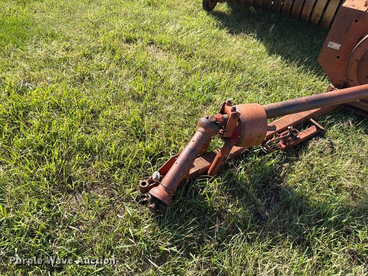 image for item FK3447 New Holland 269 small square baler