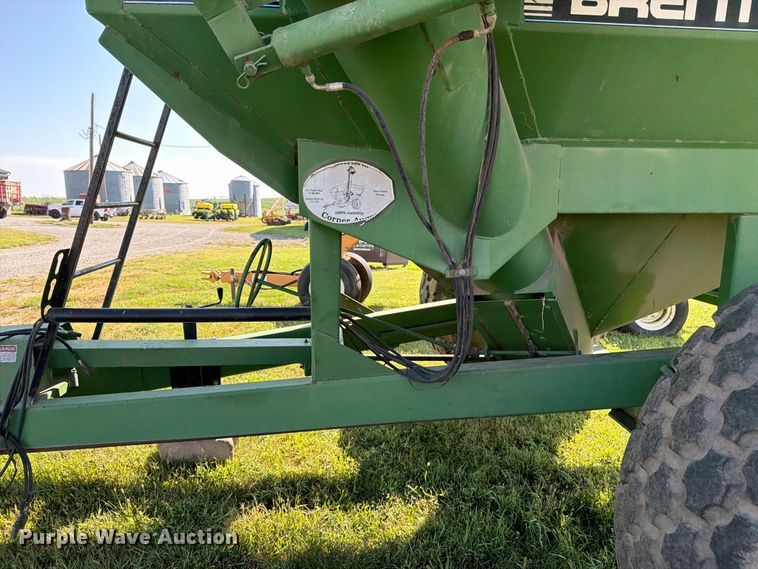image for item FK3450 Brent by Unverferth GC472 grain cart