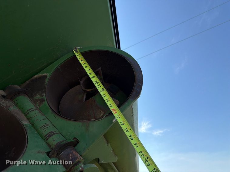 image for item FK3450 Brent by Unverferth GC472 grain cart