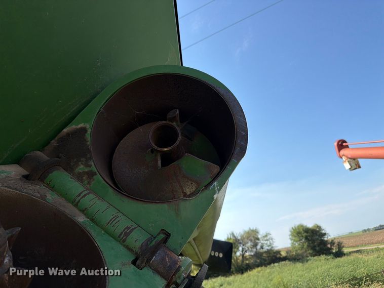 image for item FK3450 Brent by Unverferth GC472 grain cart