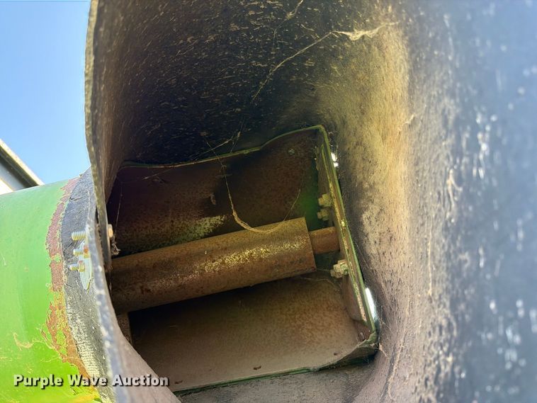 image for item FK3450 Brent by Unverferth GC472 grain cart