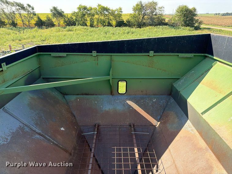 image for item FK3450 Brent by Unverferth GC472 grain cart