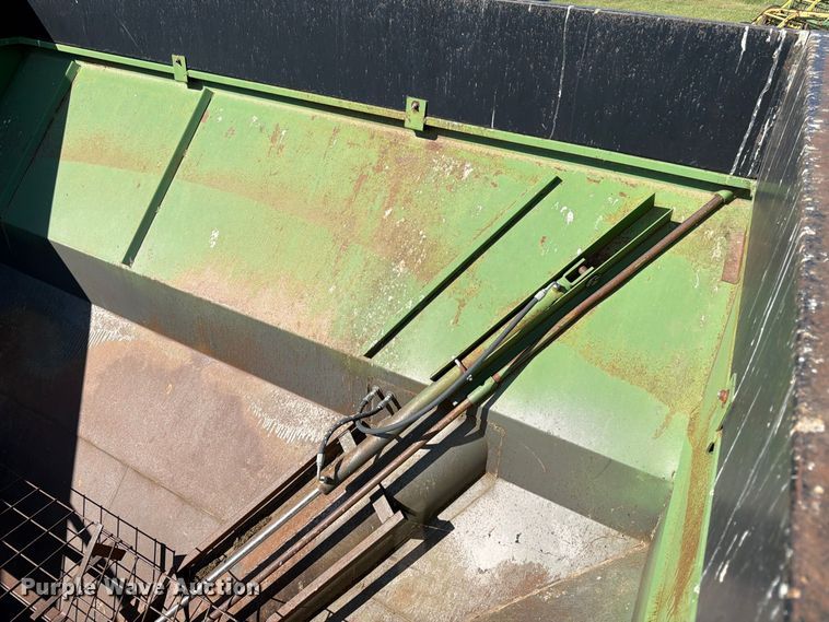 image for item FK3450 Brent by Unverferth GC472 grain cart