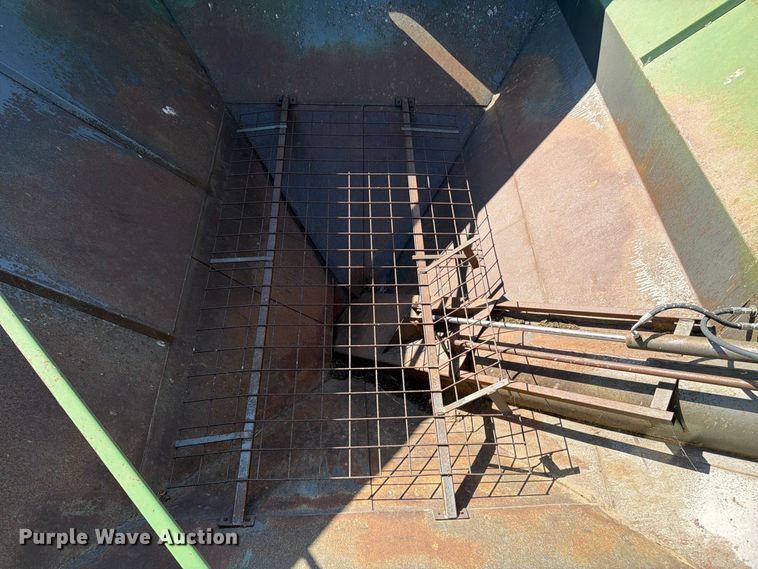 image for item FK3450 Brent by Unverferth GC472 grain cart
